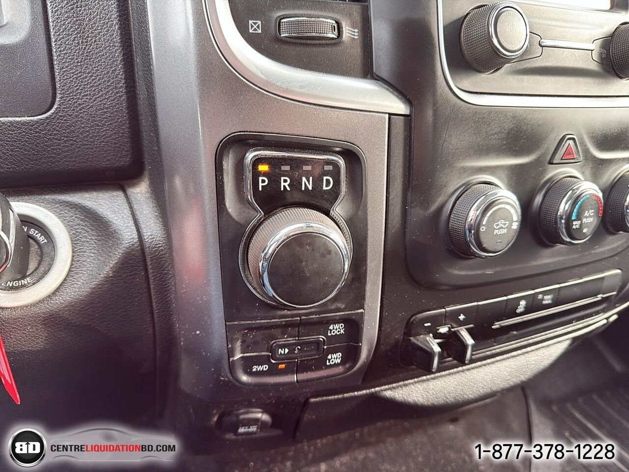 Ram 1500 Classic SLT V6 3.6L CREW CAB BOÎTE 5.5P | BD0130 2023 Blanc Granby - photo #21