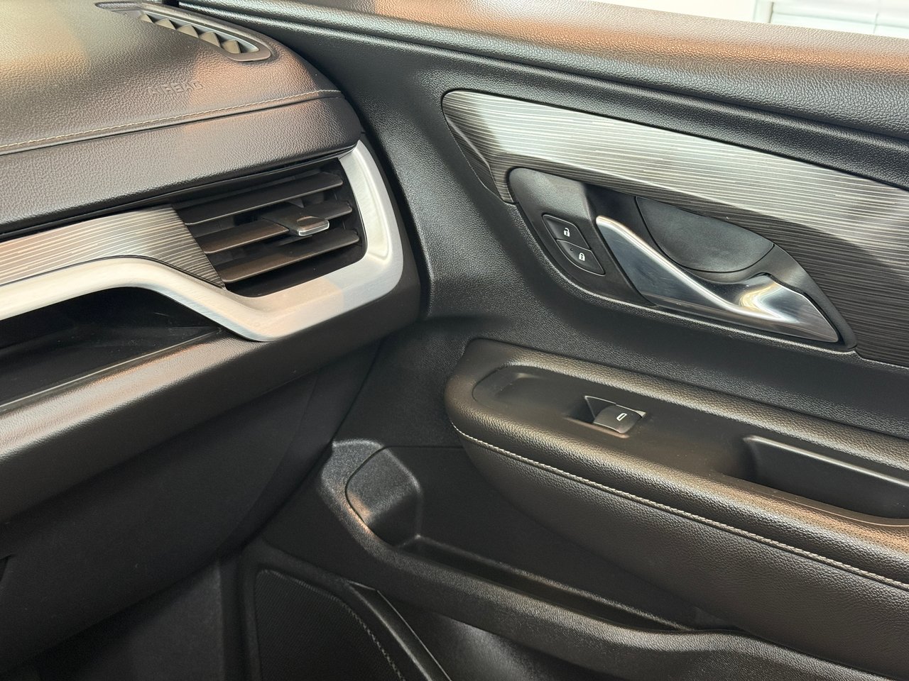 2022 GMC Terrain Notre-Dame-des-Prairies - photo #31
