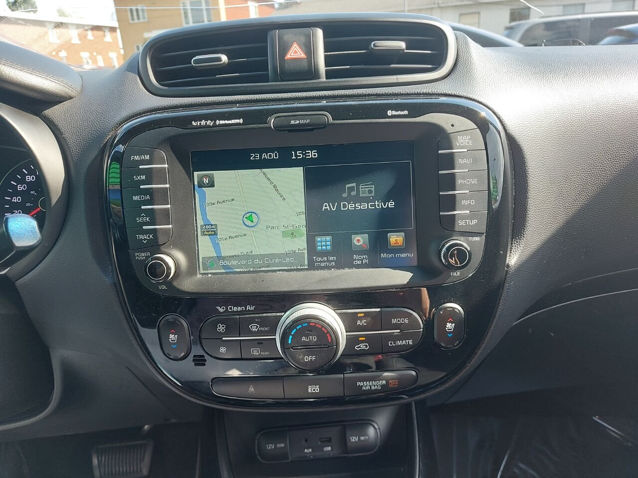2015 Kia Soul Black  - photo #18