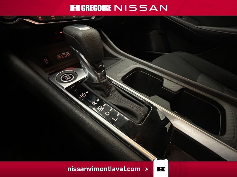 2024 Nissan Sentra Red Laval - photo #23