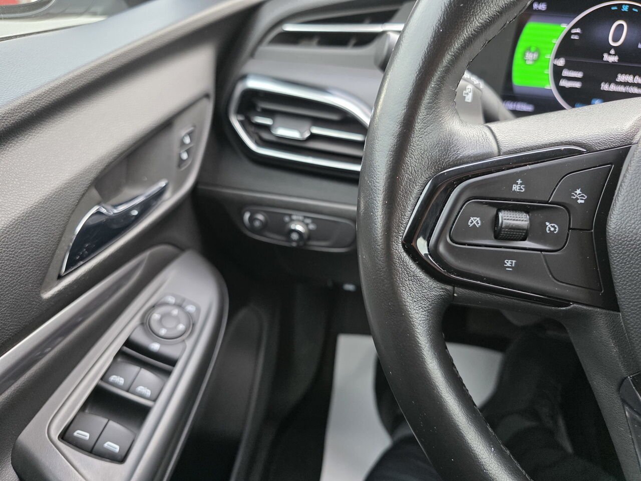 Chevrolet Bolt EUV Premier 2023 Blanc Rouyn-Noranda - photo #41