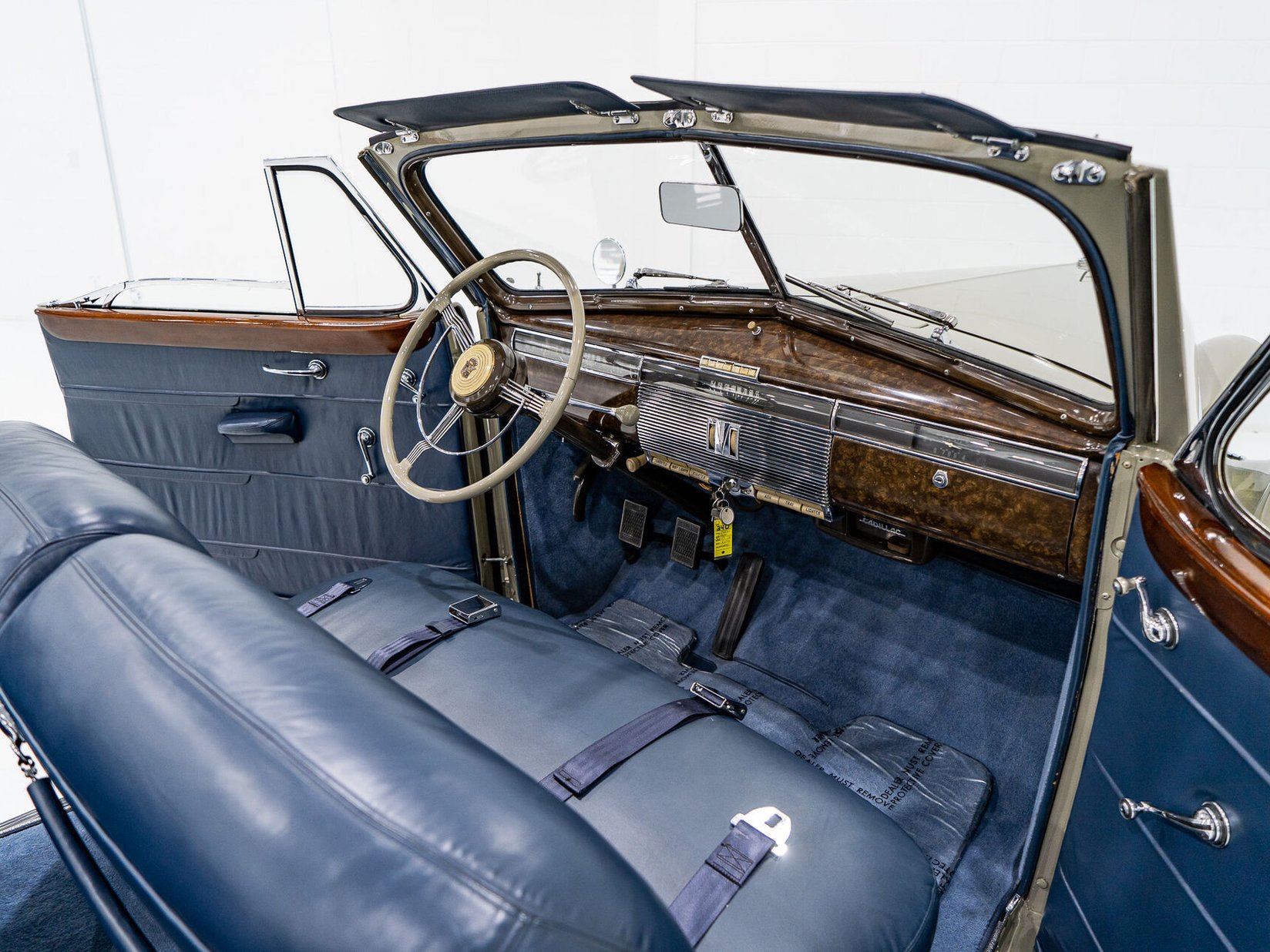 Cadillac Series 75 1 of 27 built. Former CCCA National first prize winner *PRICE IN USD* 1939 Brun Montréal - photo #70