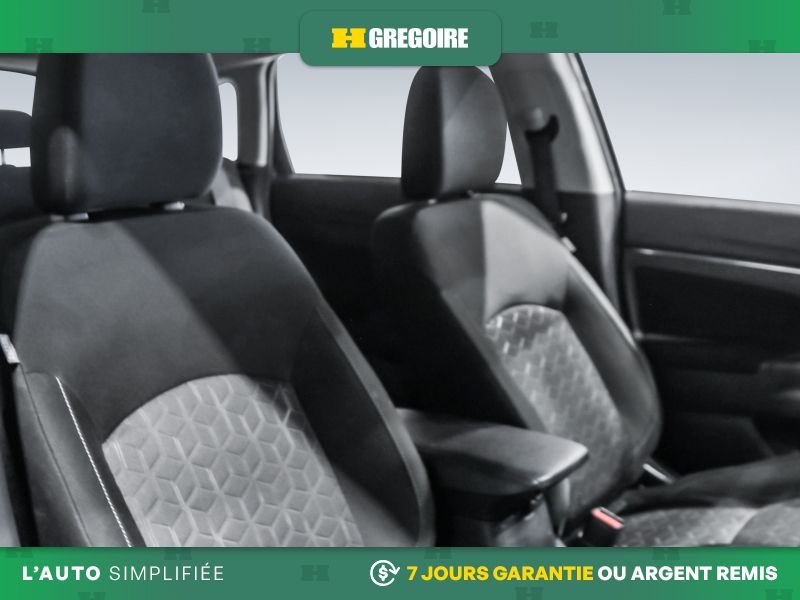 2023 Mitsubishi RVR Grey Saint-Eustache - photo #25
