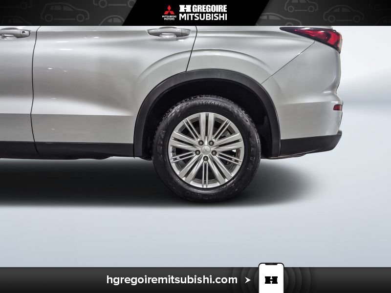 Mitsubishi Outlander 2022 Gris Blainville - photo #11