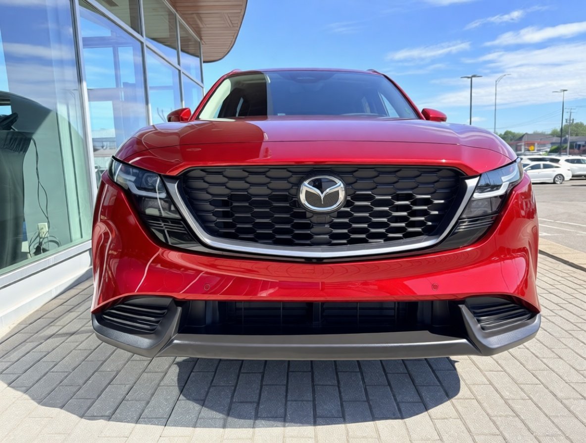 2026 MAZDA CX-5 Soul Red Crystal Metallic Notre-Dame-des-Prairies - photo #4