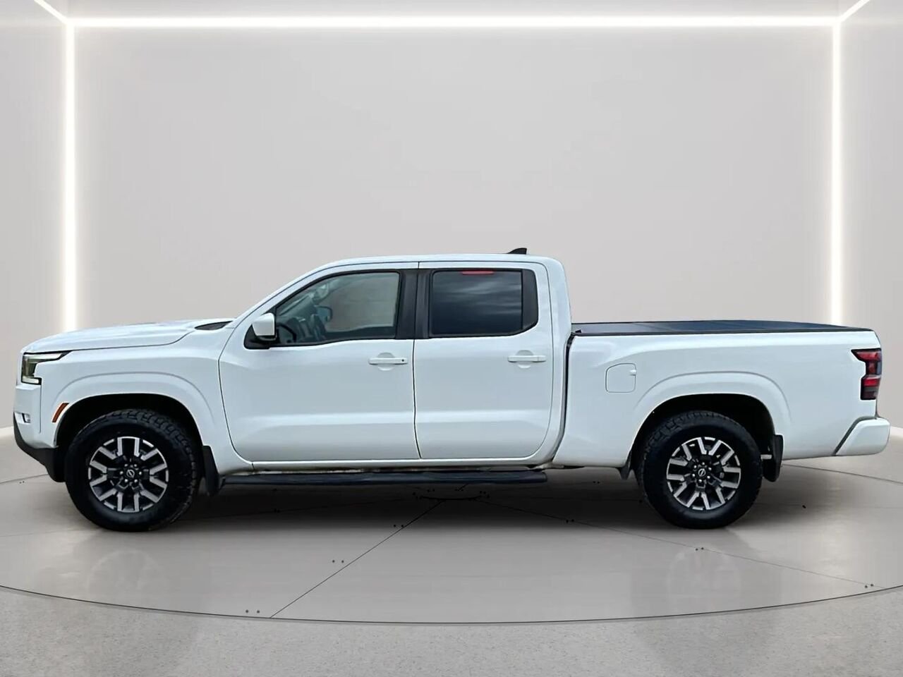 Nissan Frontier 2022 Blanc Gatineau - photo #1