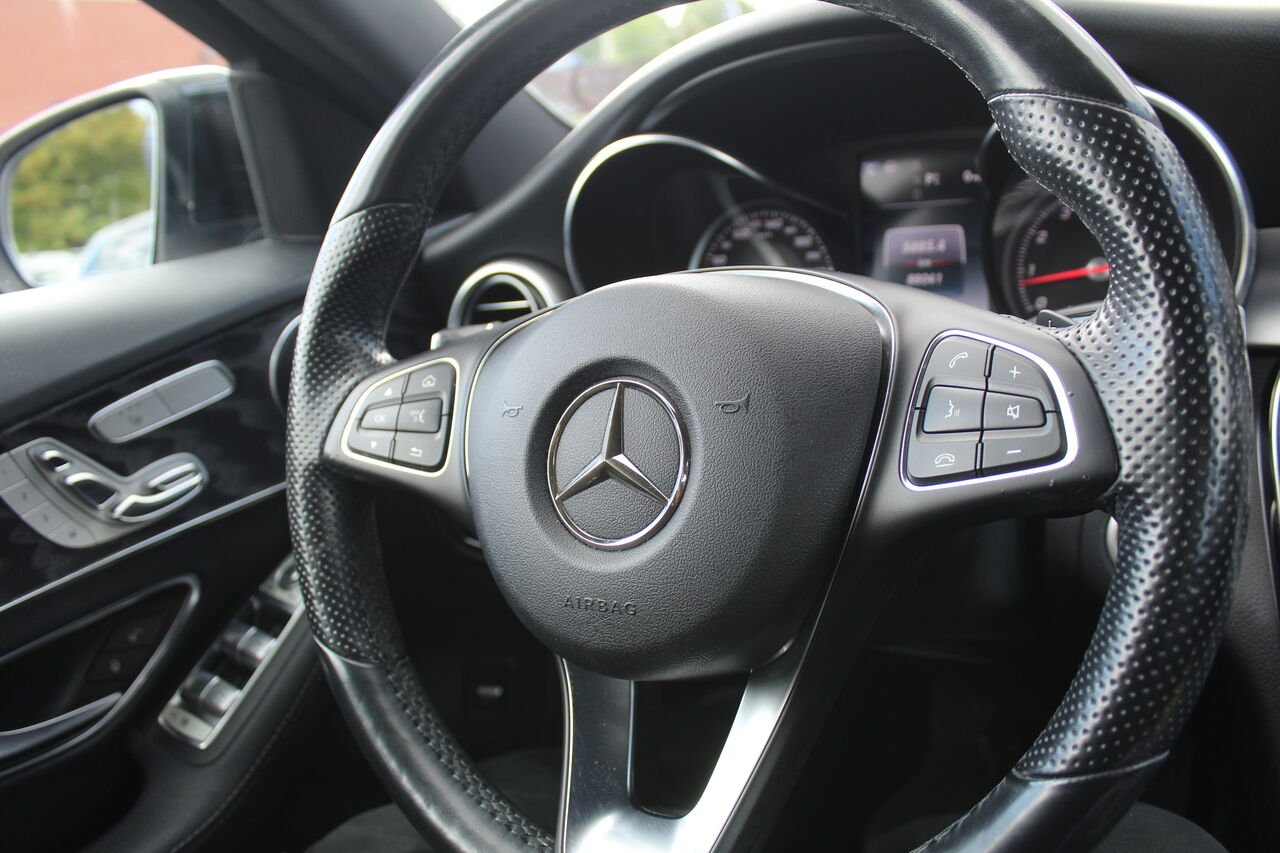 Mercedes-Benz Classe-C VIN: 55SWF4KB3JU264149 2018 Blanc Sainte-Rose - photo #14