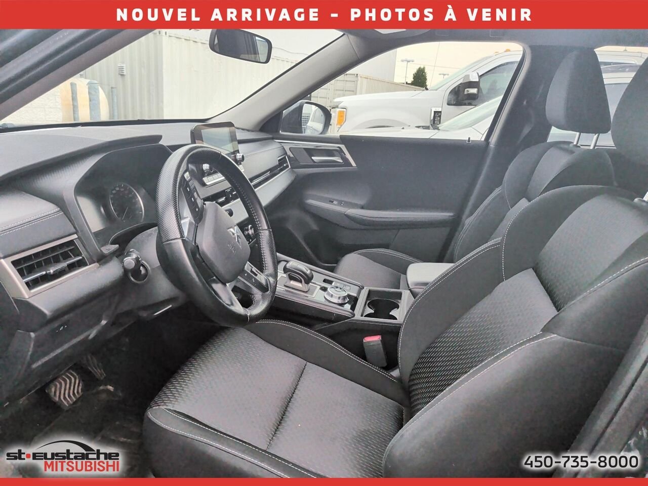 Mitsubishi Outlander 2024 Gris Saint-Eustache - photo #1