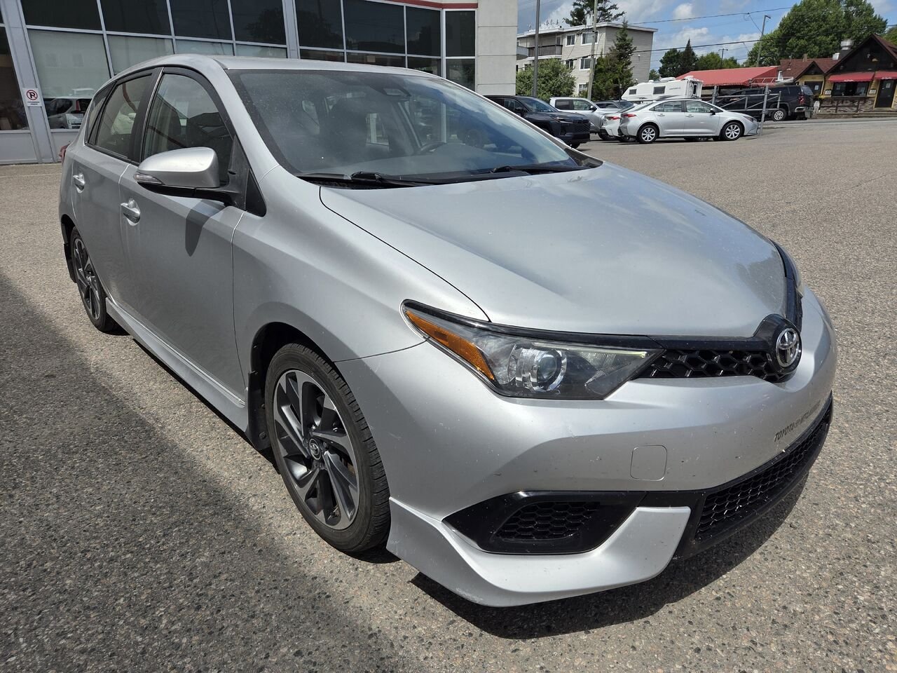 2018 Toyota COROLLA IM Silver Mont-Laurier - photo #2