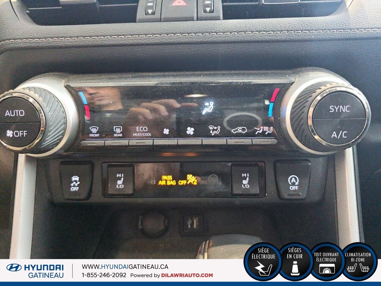 2023 Toyota RAV4 Black Gatineau - photo #17