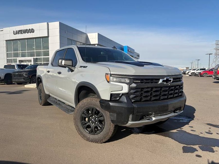 2024 Chevrolet Silverado 1500 ZR2 3.0L Duramax | Power Sunroof Grey