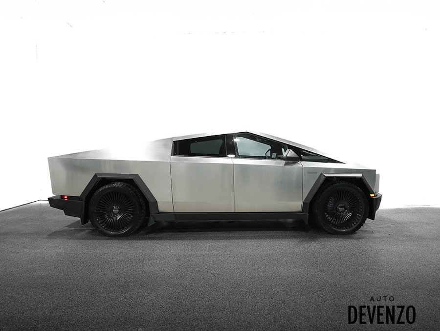 Tesla Cybertruck 2025 2025 Argent