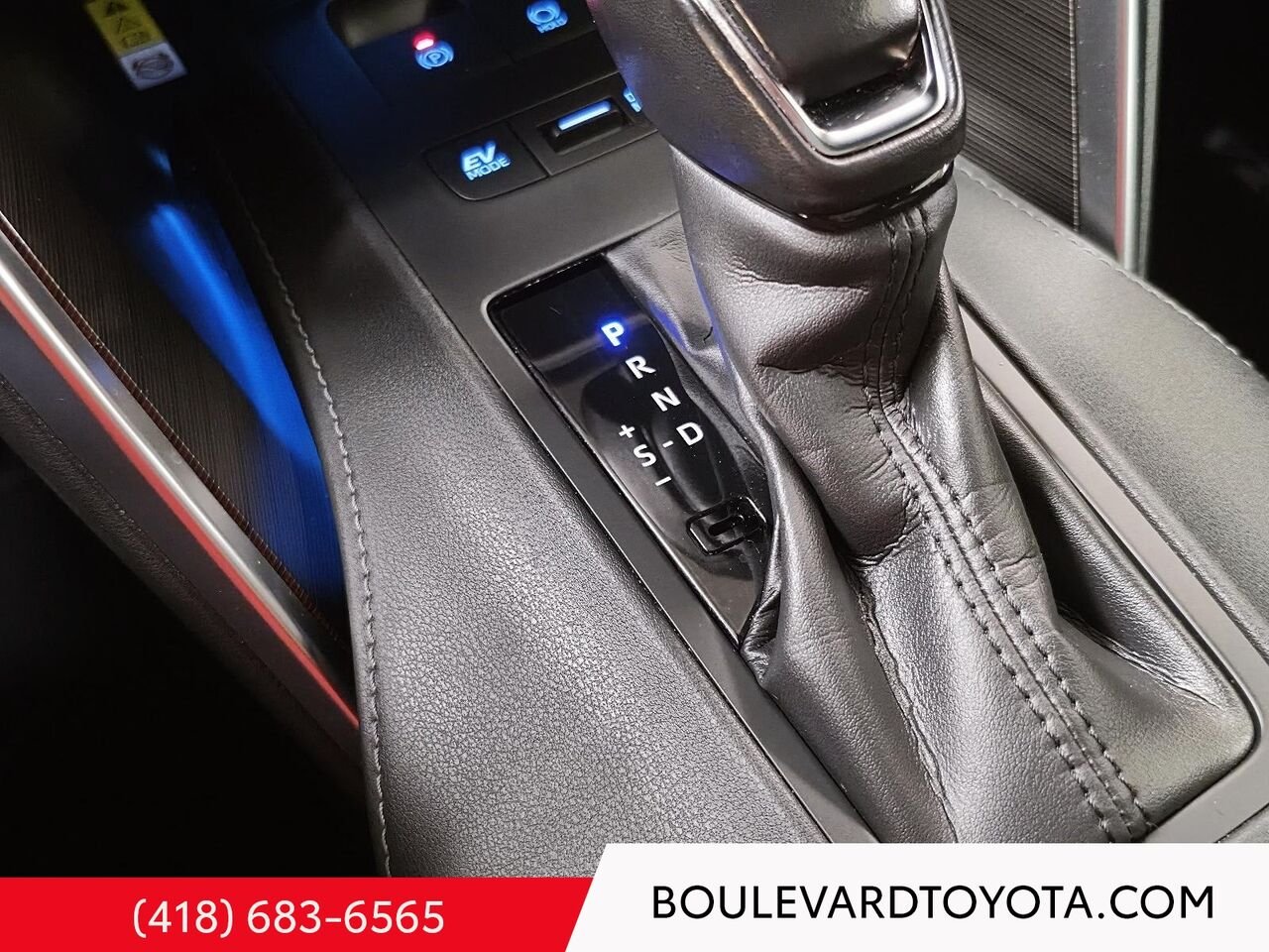 Toyota Venza 531859A-81 | LIMITED, AWD 2022 Bleu Québec - photo #18