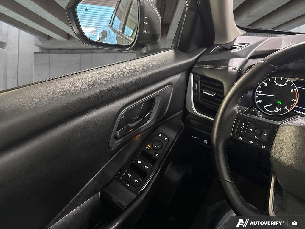 2025 Nissan Rogue 264050 | S Grey Edmonton - photo #16