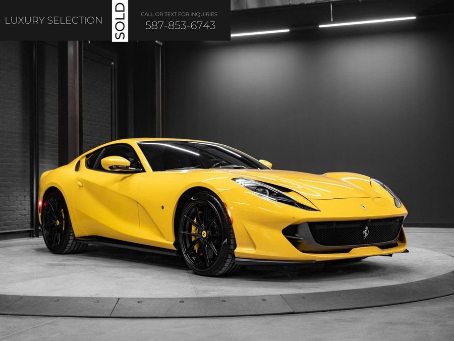2020 Ferrari 812 Superfast 2020 Yellow
