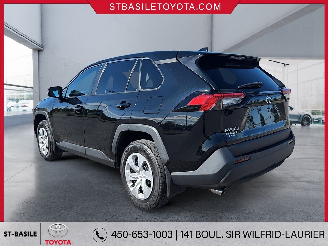 TOYOTA RAV4 2024 Noir minuit métallisé Saint-Basile-le-Grand - photo #6