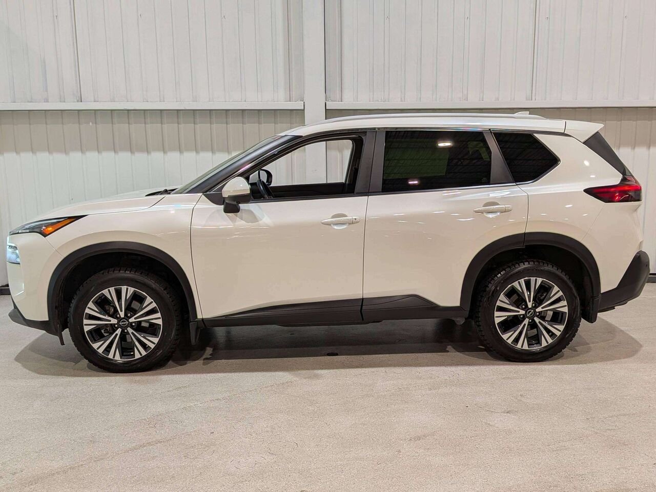 Nissan Rogue 2023 Blanc Val-David - photo #2