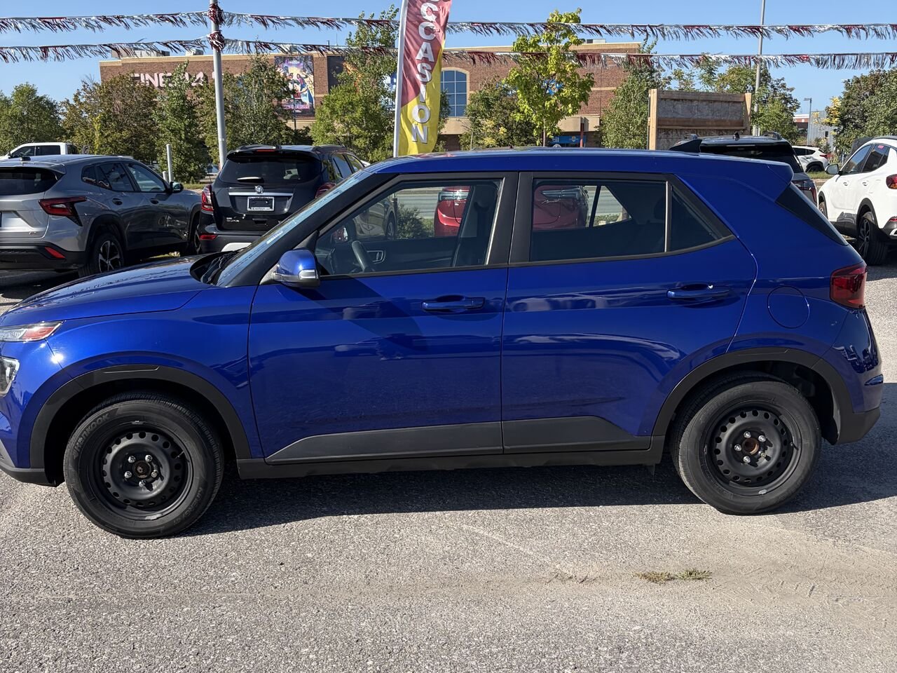 2021 HYUNDAI VENUE SE Essential IVT Blue Gatineau - photo #9