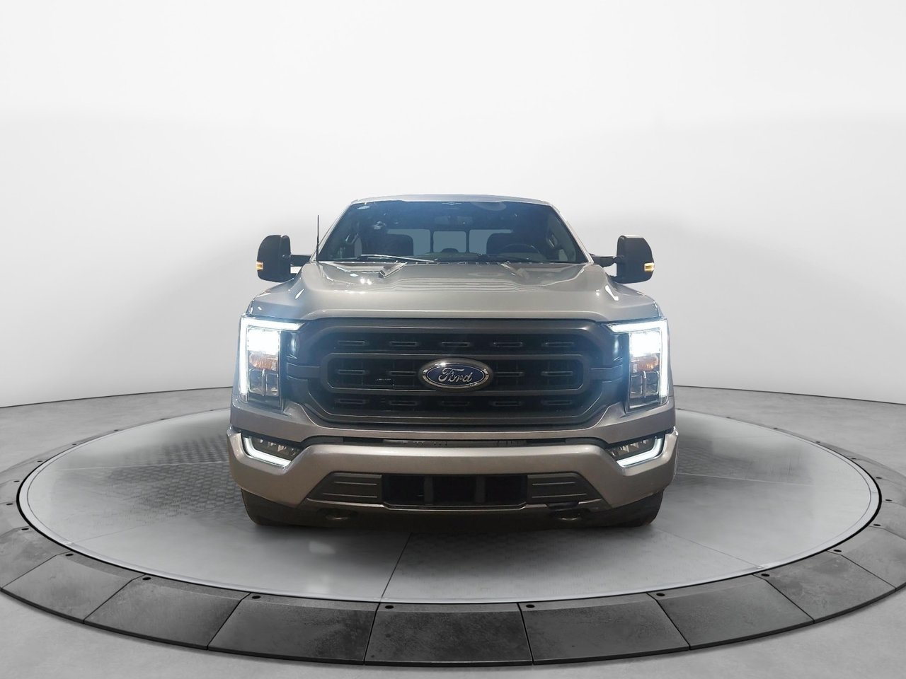 Ford F-150 2023 Gris Baie-Comeau - photo #1