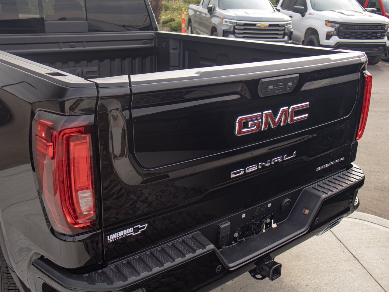 2025 GMC Sierra 1500 4WD Crew Cab 147 Denali Black Sherwood Park - photo #11