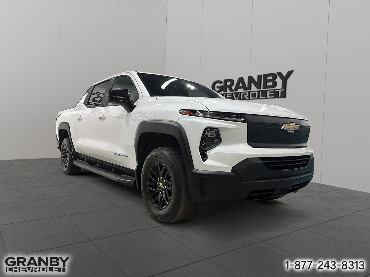 2024 Chevrolet Silverado EV WT cabine multiplace e4RM avec 4WT | G3905 White Granby - photo #2