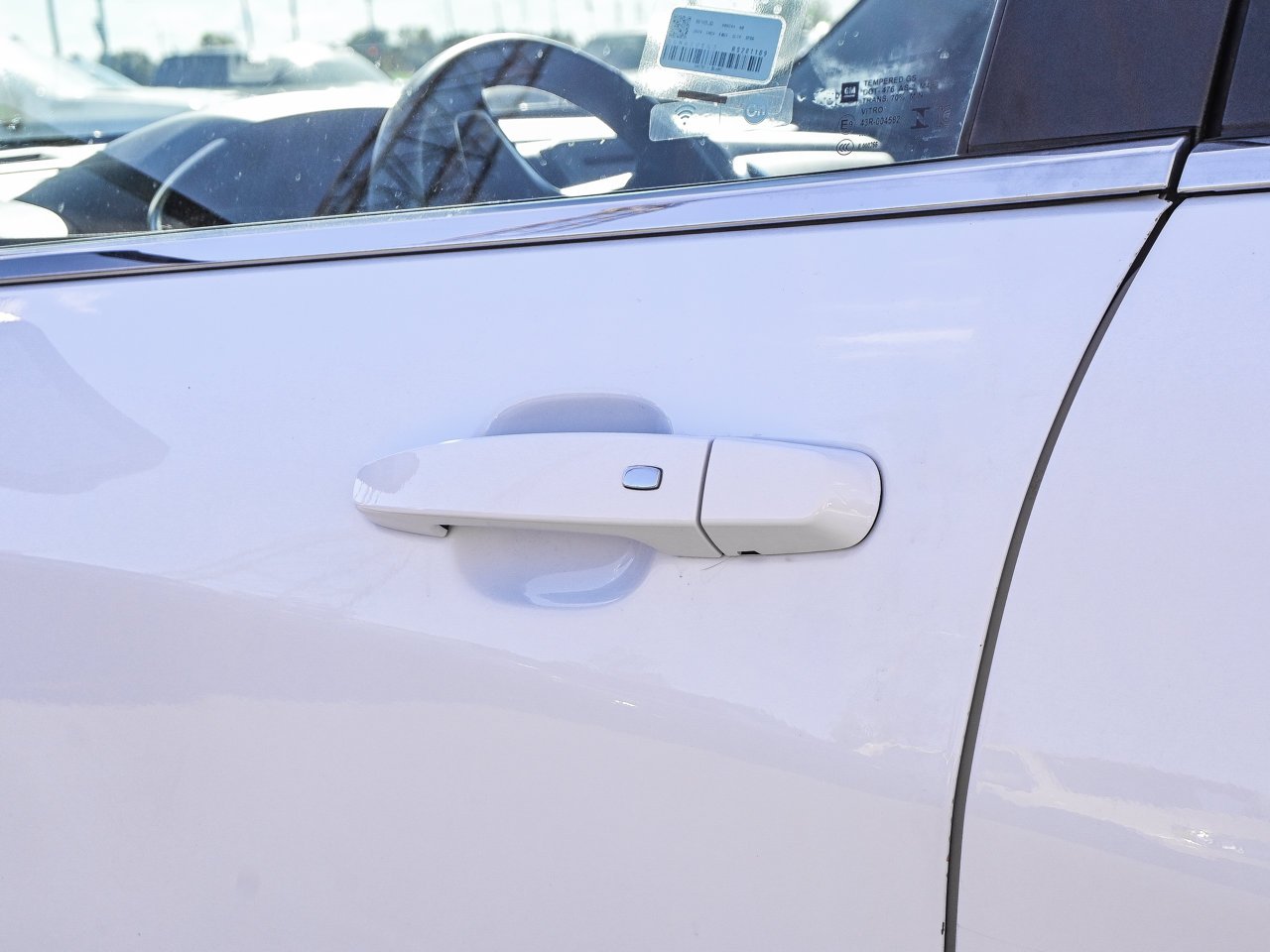 2024 Chevrolet Equinox AWD 4dr LT White Sherwood Park - photo #7