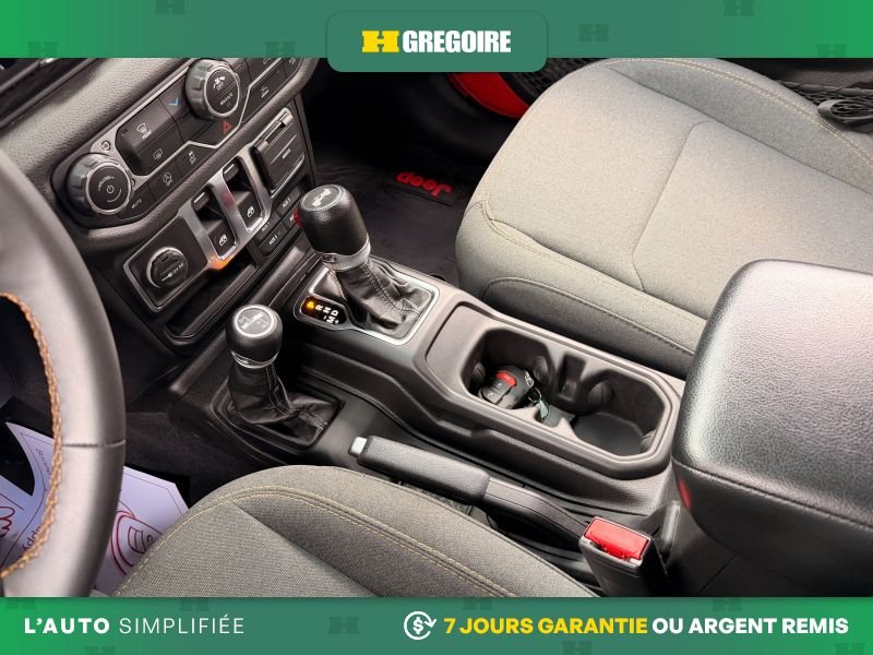 2024 Jeep Wrangler Red Saint-Eustache - photo #18