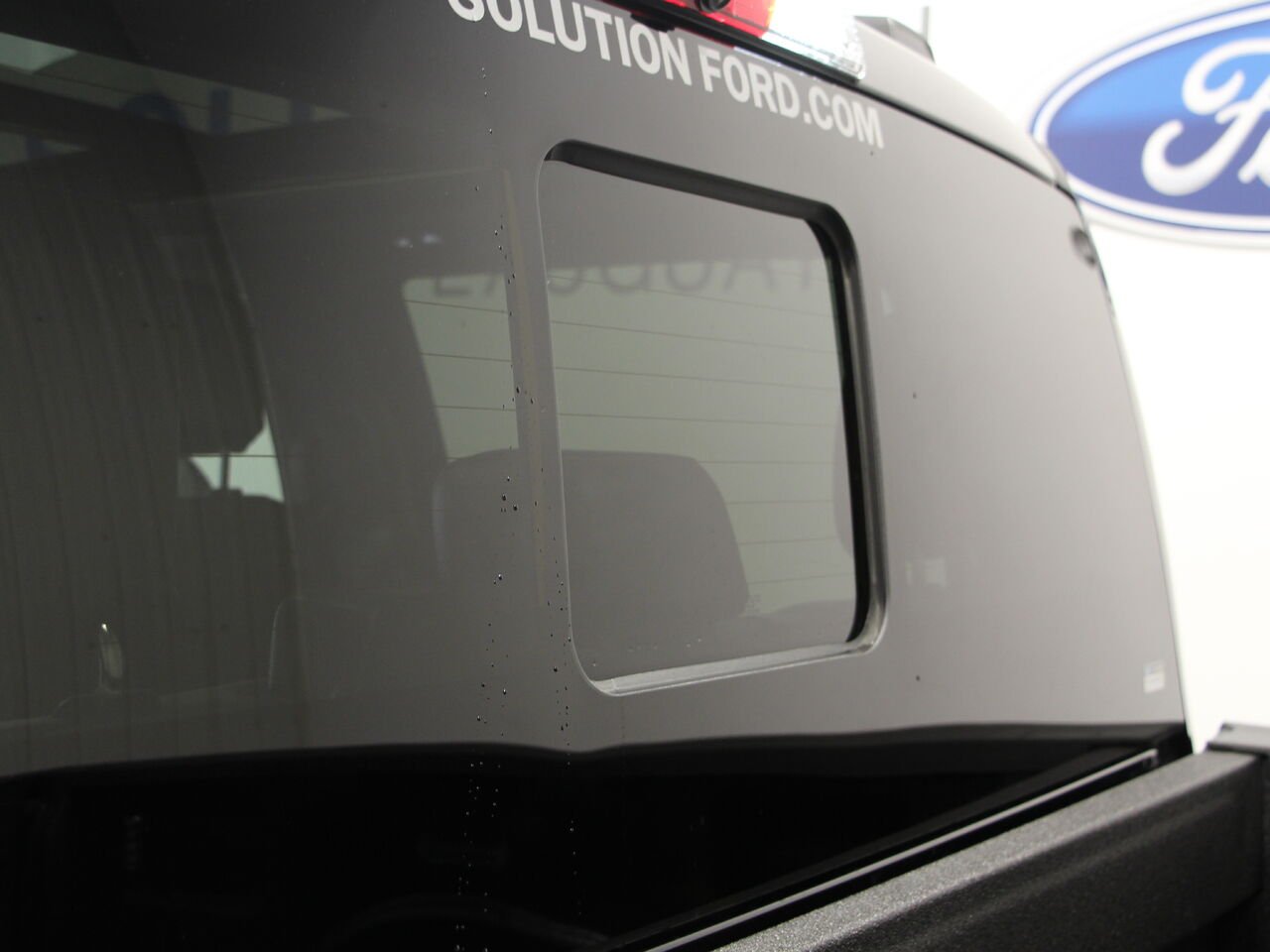 2024 Ford Super Duty F-250 SRW LARIAT Black Saint-Eustache - photo #26