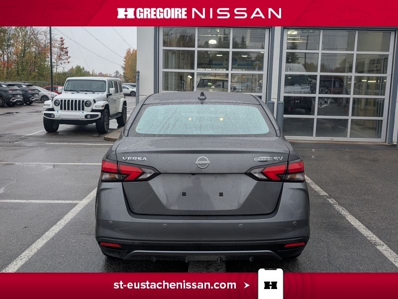 2024 Nissan Versa Grey Laval - photo #8