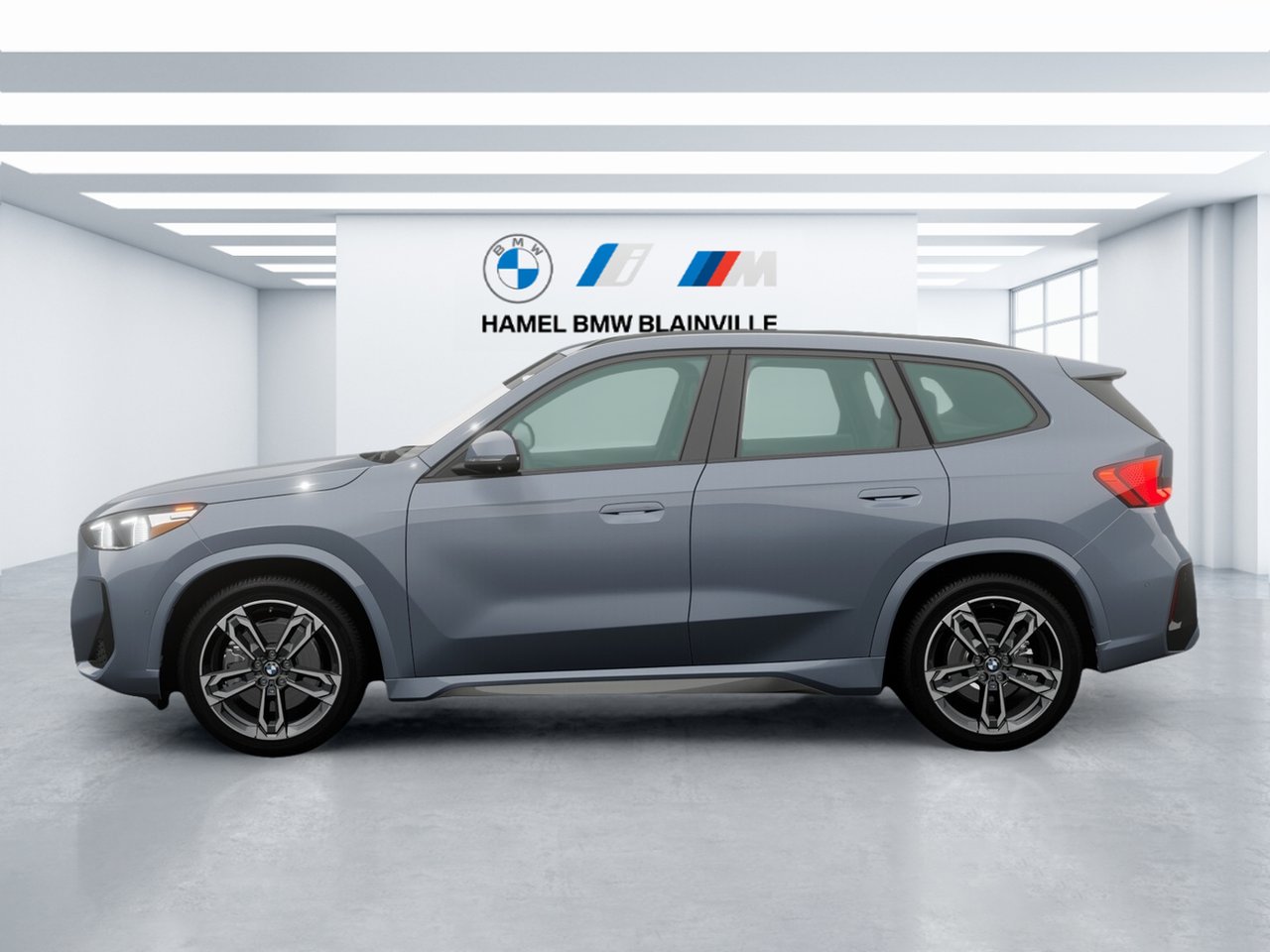 BMW X1 2026 Gris pur givré métallique Blainville - photo #2