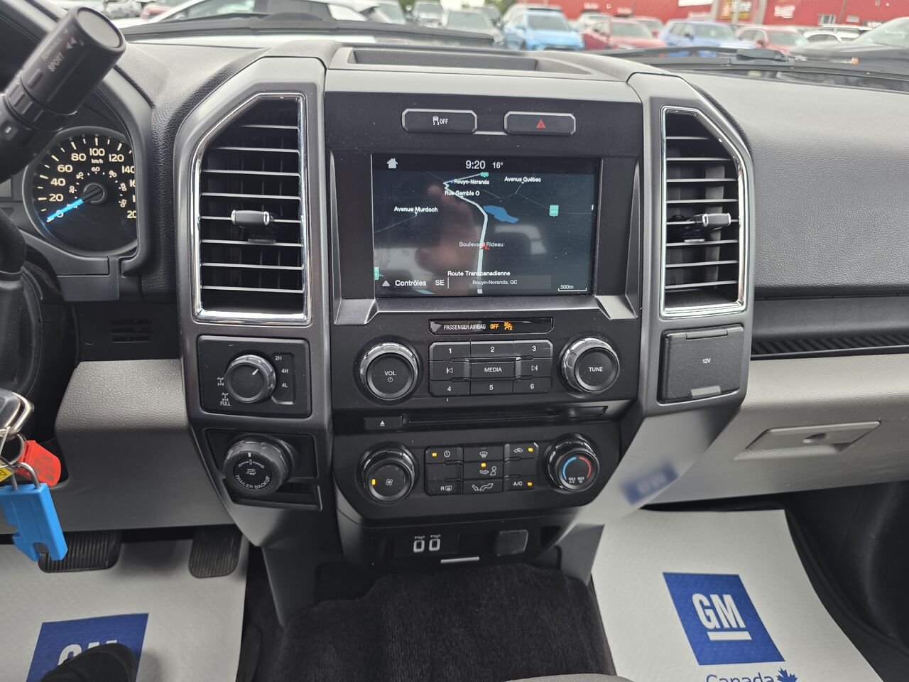 Ford F-150 Cab SuperCrew 4RM 157 po XLT 2016 Noir Rouyn-Noranda - photo #15