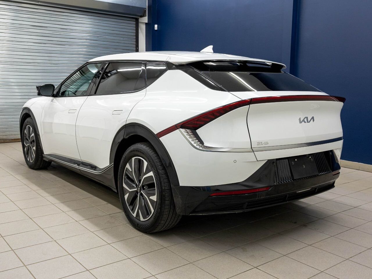 Kia EV6 WIND *NAV* SIÈGES CHAUFF REG ADAPT CARPLAY *499 KM 2024 Blanc Saint-Jérôme - photo #5