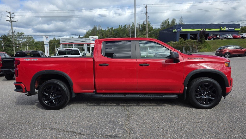 CHEVROLET Silverado 1500 Custom 4X4 2022 Rouge Mont-Laurier - photo #3