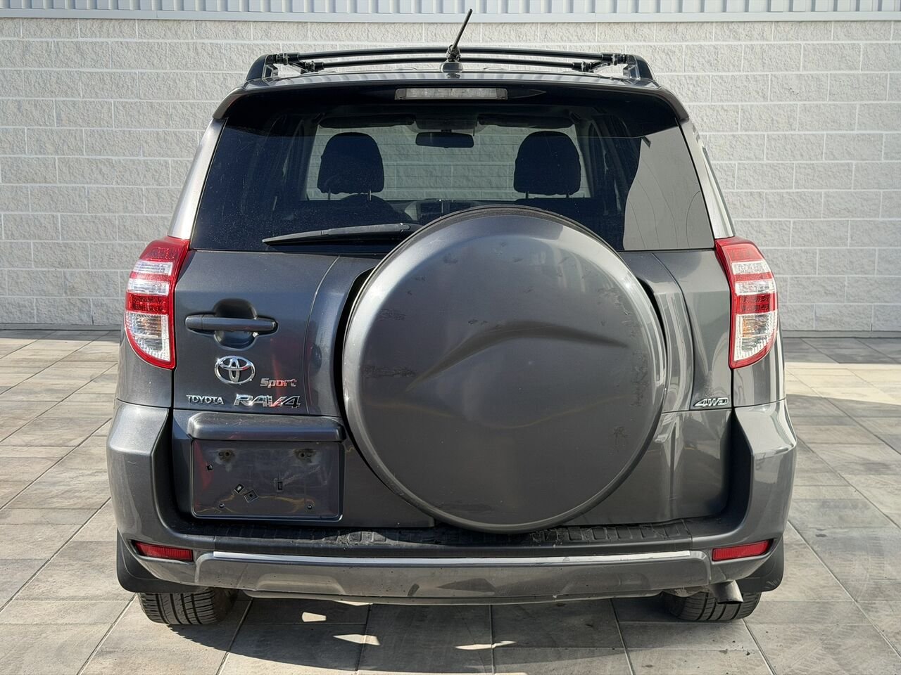 2010 Toyota RAV4 SPORT **IMPECCABLE** Grey Laval - photo #11