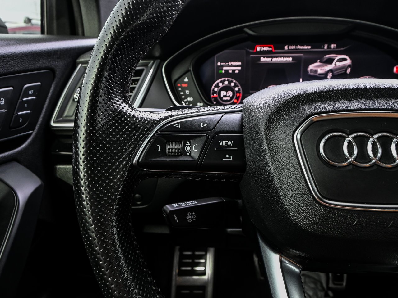 2019 Audi Q5 Progressiv 45 TFSI quattro Black Sherwood Park - photo #22