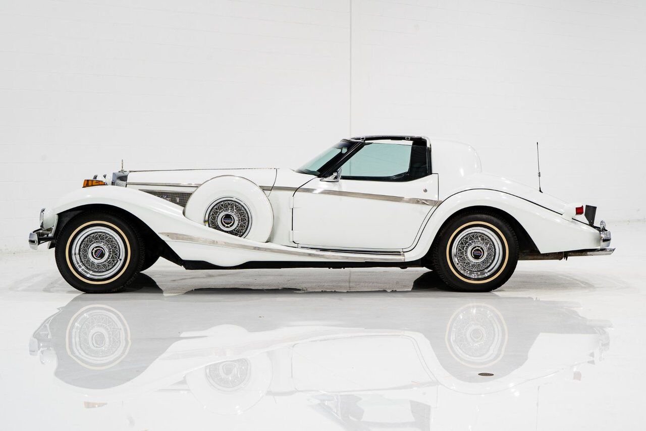 Phillips Motor Car Berlina Coupe Only 1 of 78 produced. Very rare | PRIX EN USD 1981 Blanc Montréal - photo #5