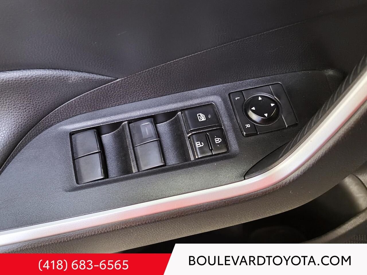 2022 Toyota RAV4 100756A-75 | LE Silver Québec - photo #7