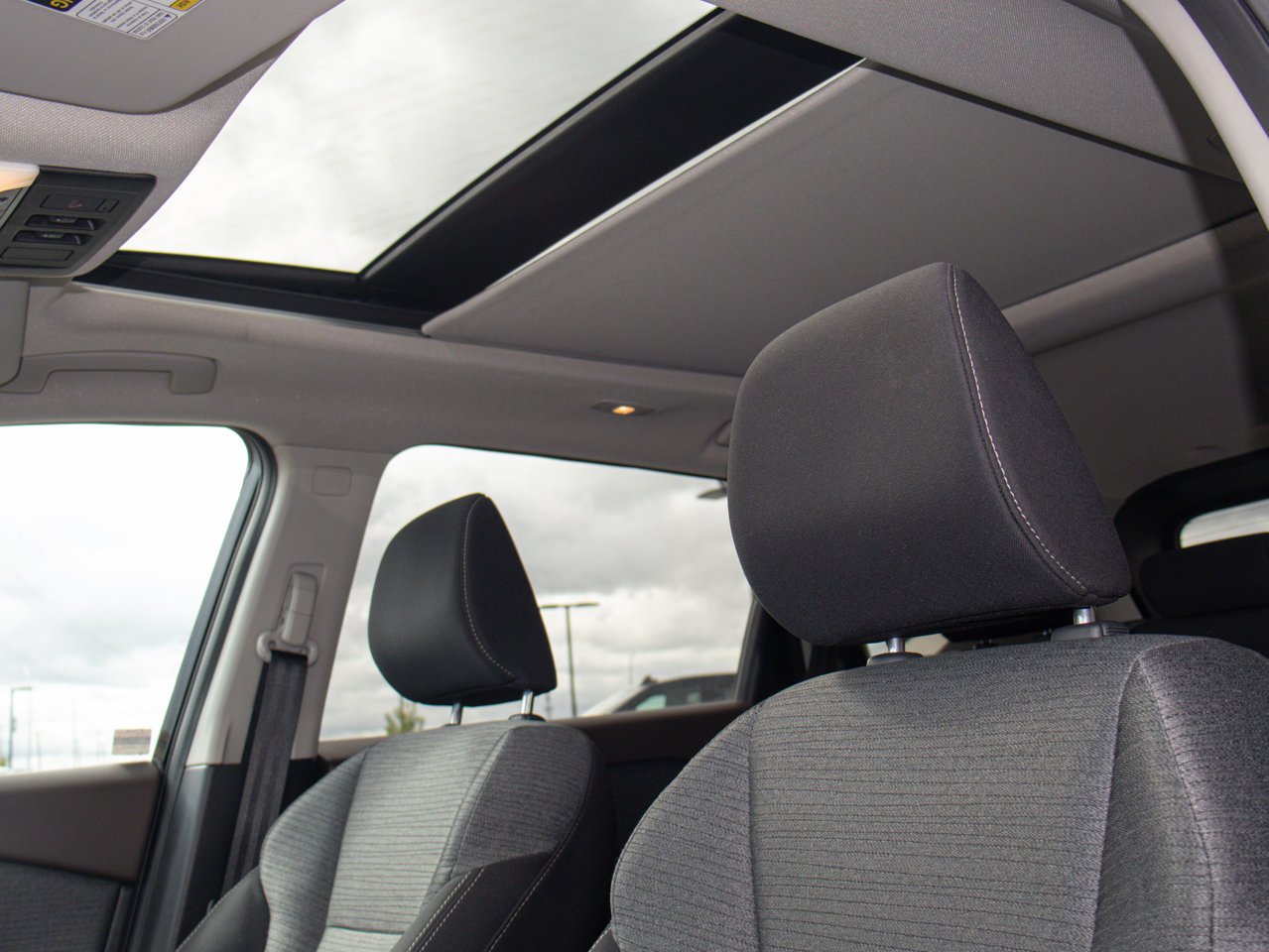2021 Nissan Rogue AWD SV Black Sherwood Park - photo #17