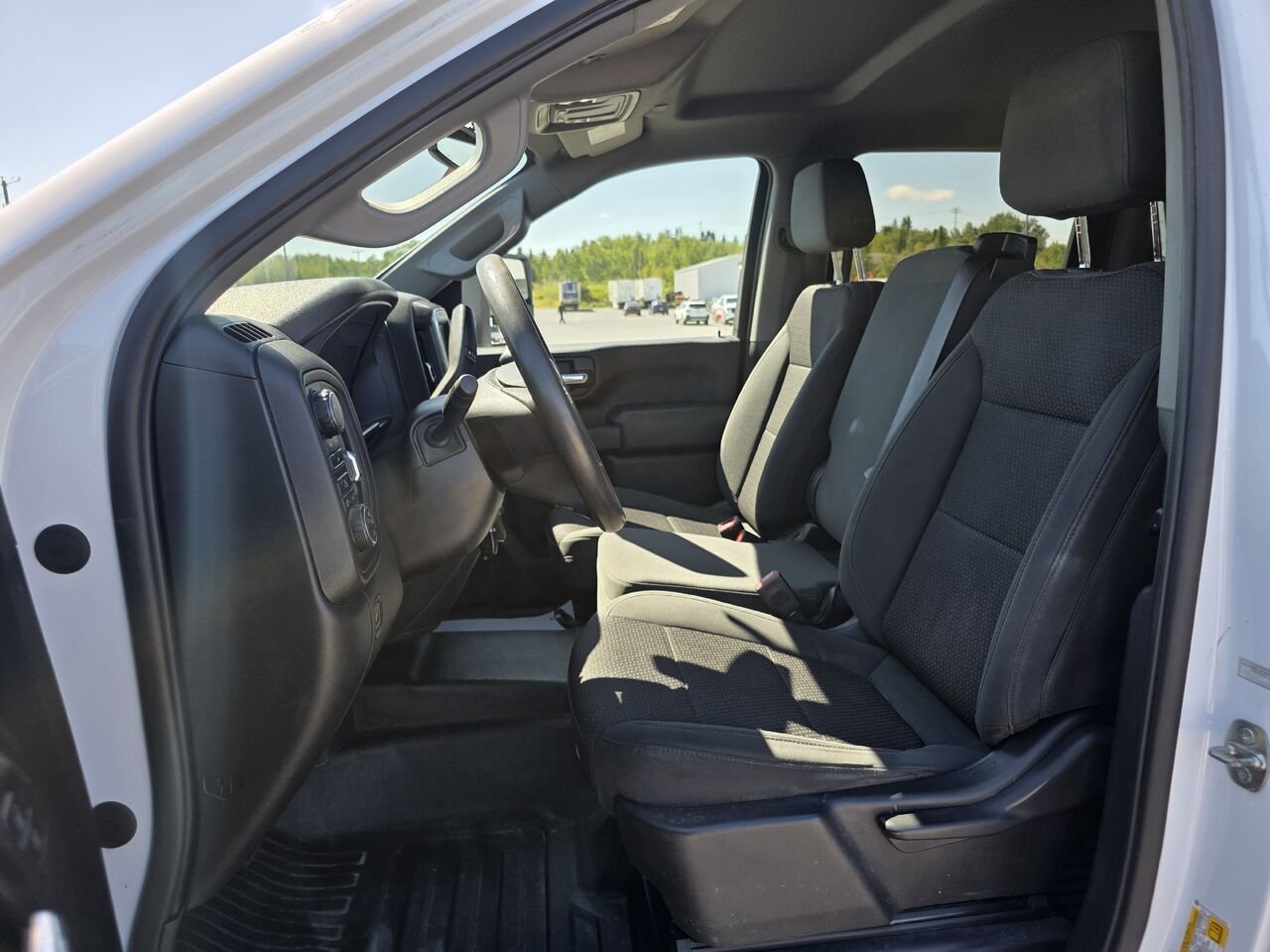 2020 Chevrolet Silverado 2500HD Work Truck White Rouyn-Noranda - photo #11