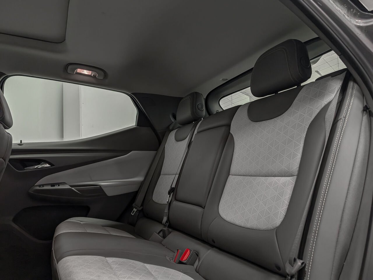 CHEVROLET BOLT EUV Premier Toit Pano Cuir 2023 Gris Sherbrooke - photo #6