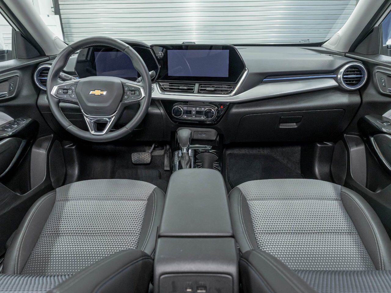 Chevrolet Trax LT *SIÈGES CHAUFF* REG ADAPT CARPLAY WIFI USB 2025 Blanc Saint-Jérôme - photo #10