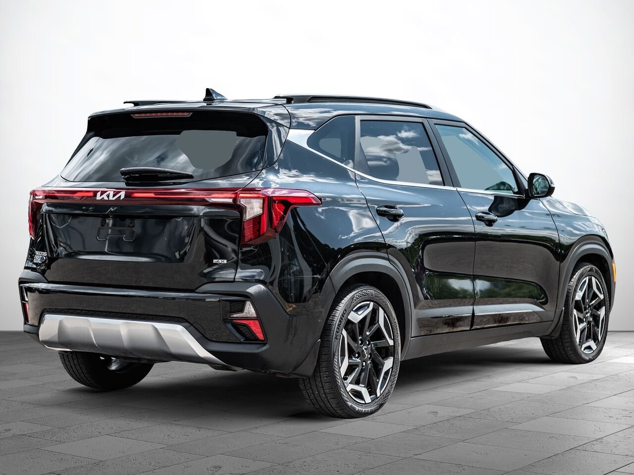2024 Kia Seltos Black Sainte-Julienne - photo #3