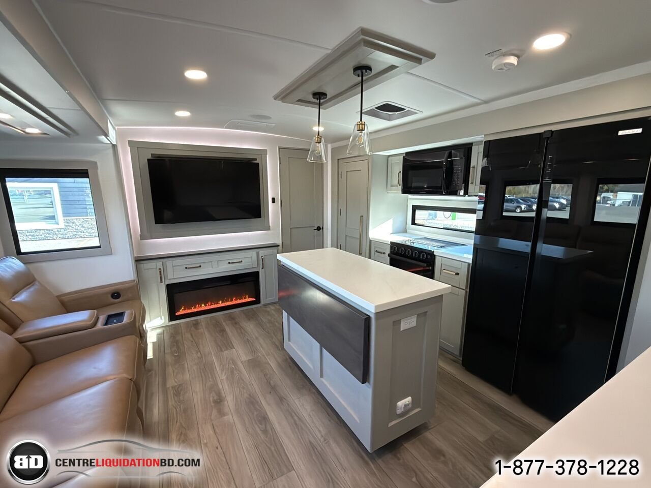 2025 BRINKLEY Z295 | ACCOMODATION White Granby - photo #10