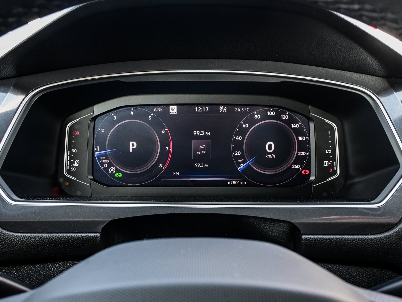 2024 Volkswagen Tiguan Highline R-Line 4MOTION Grey Sherwood Park - photo #24
