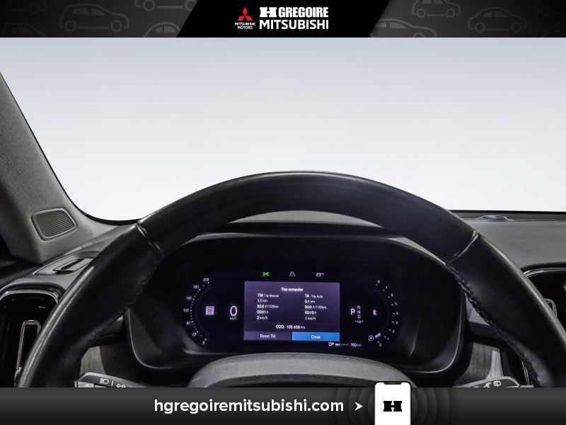 2023 Volvo XC40 Black Laval - photo #19
