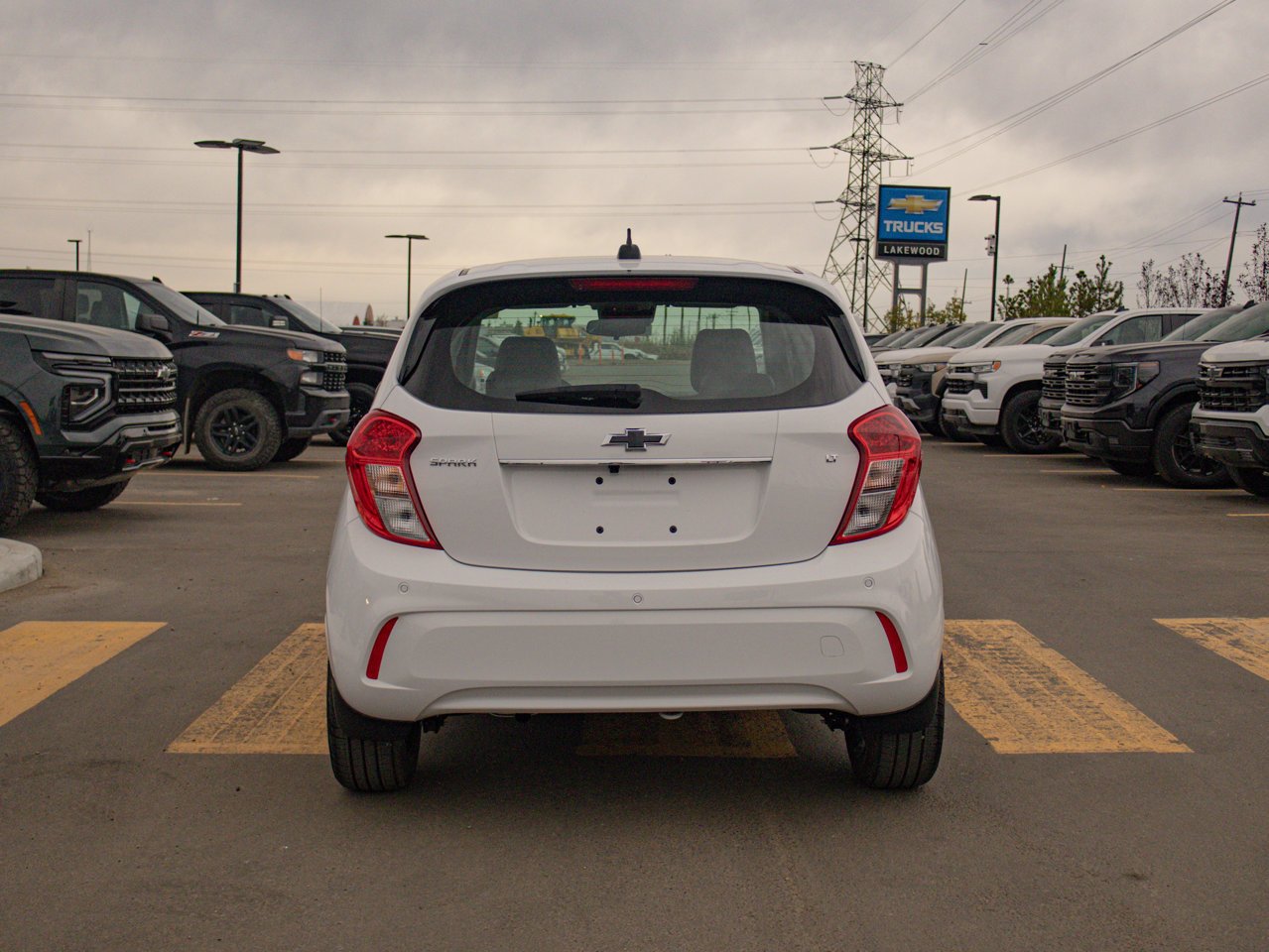 2022 Chevrolet Spark 4dr HB CVT 2LT White Sherwood Park - photo #8