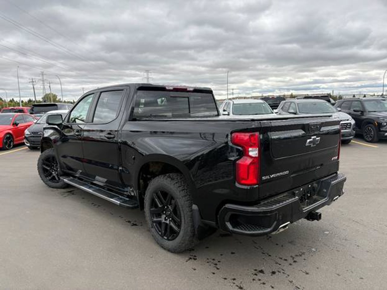 2024 Chevrolet Silverado 1500 4WD Crew Cab 147 RST Black Sherwood Park - photo #3