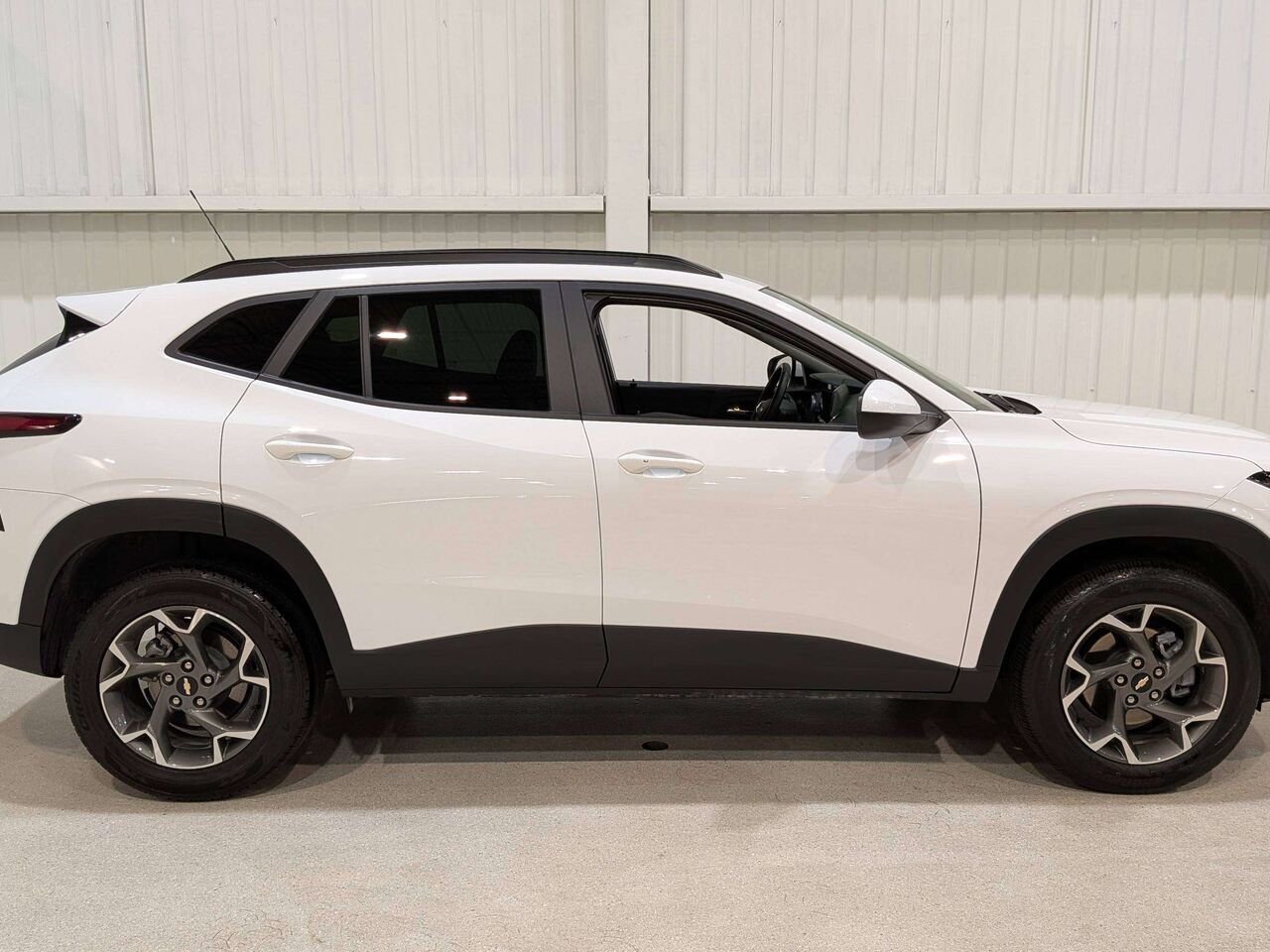 2025 Chevrolet Trax FWD 4dr LT White Val-David - photo #7