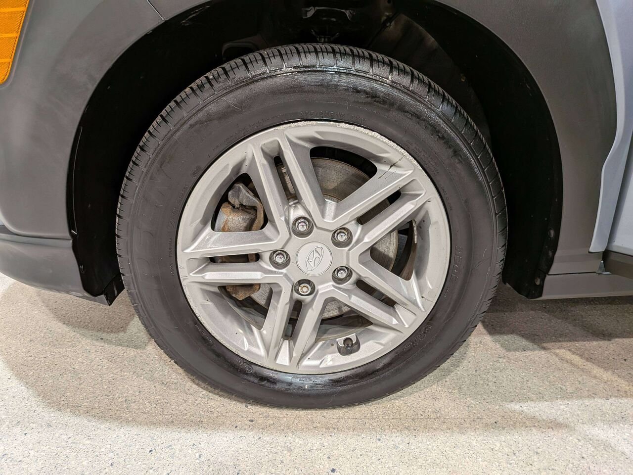 2019 Hyundai Kona 2.0L Essential AWD Grey Val-David - photo #30