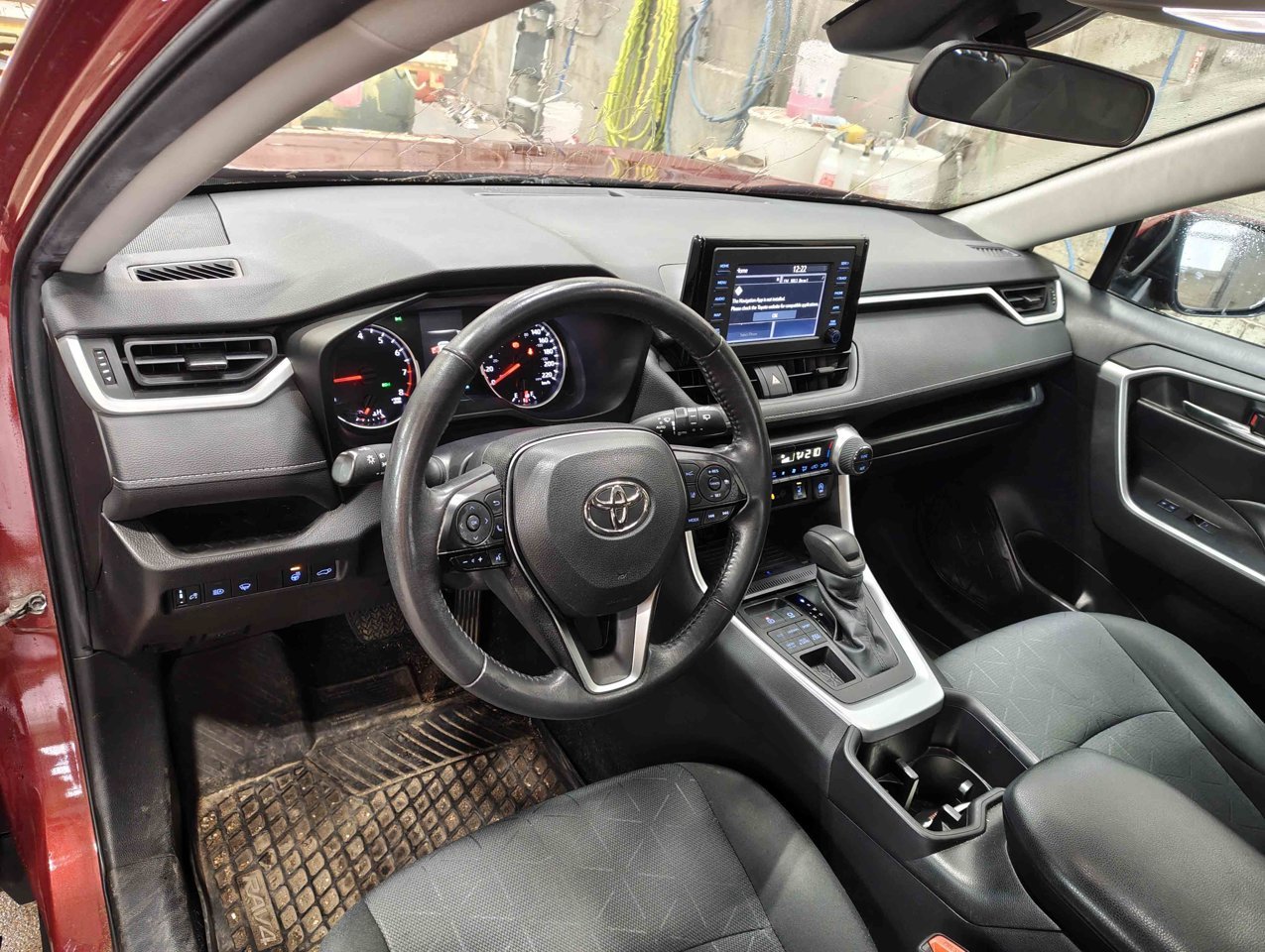 2022 Toyota RAV4 XLE AWD Red Sherwood Park - photo #6